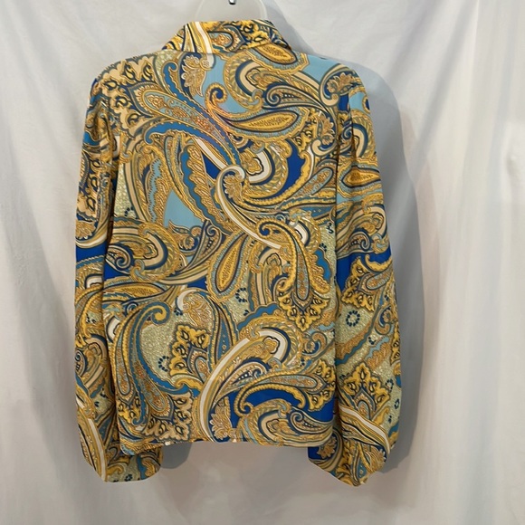 Lilly's Closet Women Blue Gold Pattern Top Size Small Shirt Collar Button Close - Picture 5 of 11